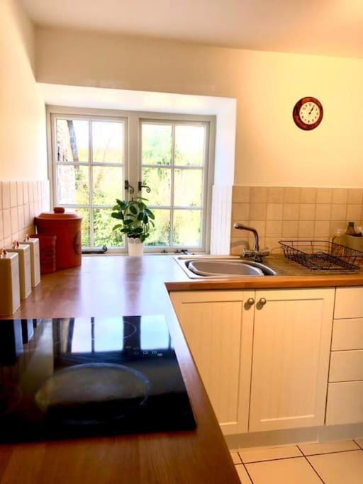 Stunning Stone Cottage On Bath'S Doorstep Box  Εξωτερικό φωτογραφία